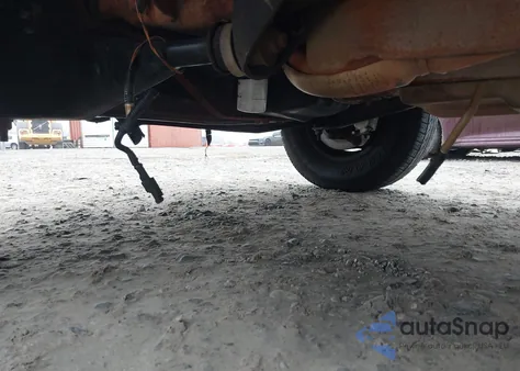 2000 Ford E-350 Super Duty Xl/Xlt z USA, uszkodzony, nr VIN 1FBSS31L1YHA09143